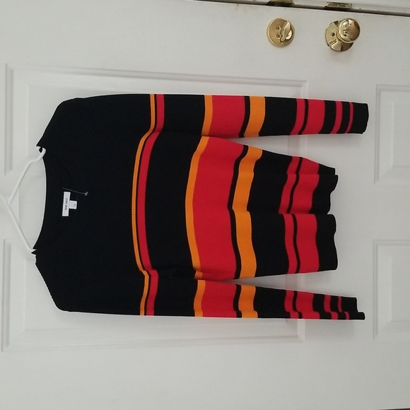 Nine West Sweater - NWOT - Picture 1 of 5
